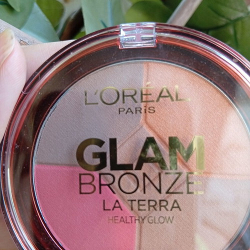 L'Oréal Glam Rouz Highlighter new, bronzer and blusher