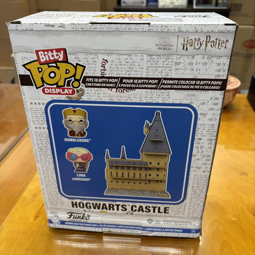 Funko Bitty Pop Hogwarts Castle with 2 Harry Potter Figures like new