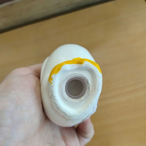 Ceramic pepper shaker