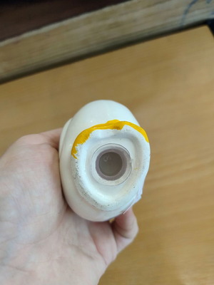 Ceramic pepper shaker