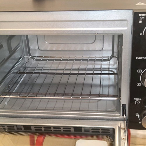 United Oven 1500W like new