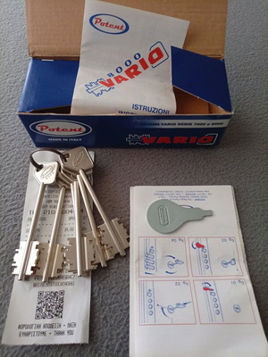 Keys for Vario 7000 lock new