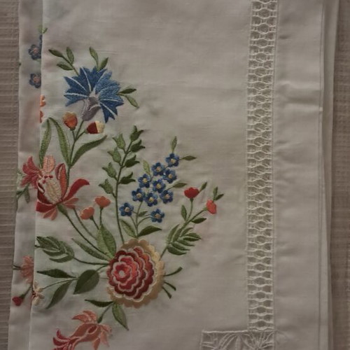 Table linens set new, 20 pieces, various sizes and designs