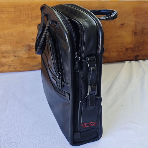 Tumi Alpha Slim Large Screen Leather Briefcase used