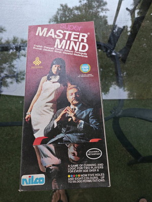 Επιτραπέζιο Master Mind μεταχειρισμένο, σε μέτρια κατάσταση, πιθανόν να λείπουν αντικείμενα