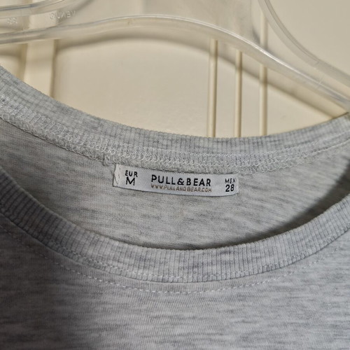 Pull & Bear Grey Short-Sleeve T-Shirt like new, size M