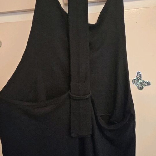 Colcci dress black like new with open back size M