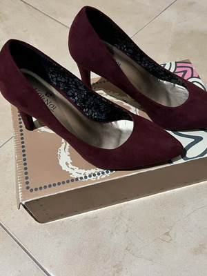 Γόβες Voi & Noi σαν καινούργιο μέγεθος 37