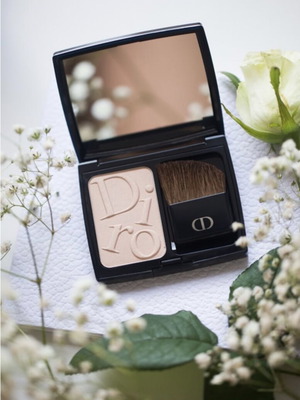 Diorskin Nude Cosmopolite Face Highlighter Limited Edition new