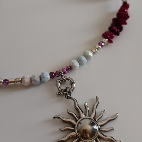Necklace with stainless steel sun, beads, pearls and shell chips, new