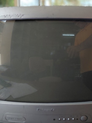 TV Sharp 37GP 20S 14' and Telefunken MP168 14' used, functional
