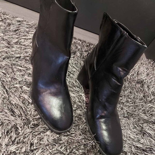 Bershka women's boots used, size 38, black