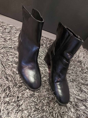 Bershka women's boots used, size 38, black
