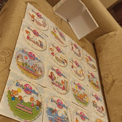Babypedia 16 CD-ROM set used with cards and box