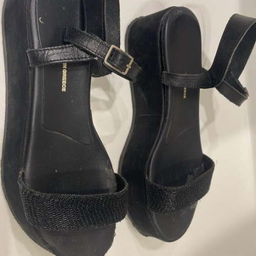 Platform sandals size 38 used, need repair