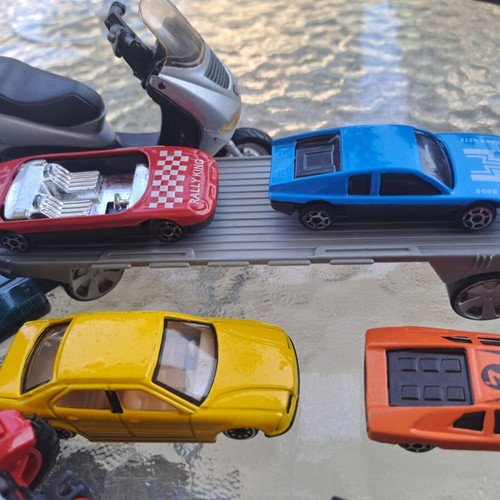 Set of 12 miniature vehicles