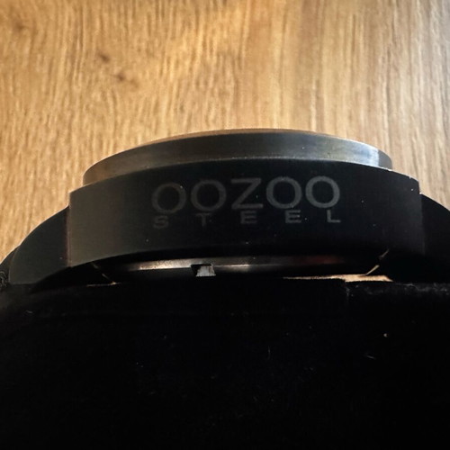 Oozoo Steel 45” watch like new, black