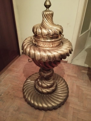 Bronze mangali used, height about 1m