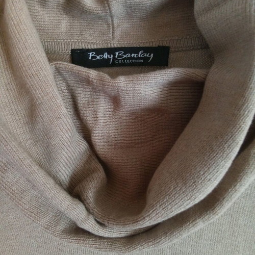 Betty Barclay beige blouse used, size XXL