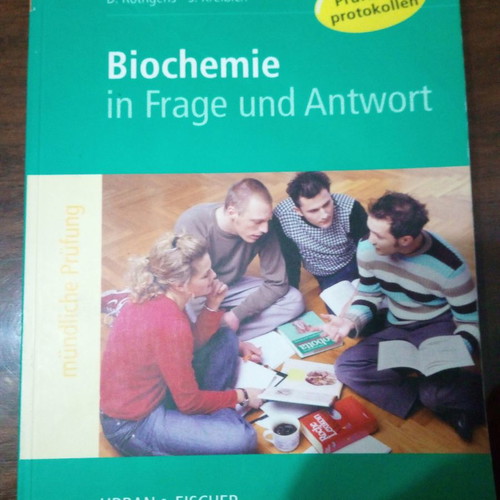 Biochemie in Frage und Antwort medical book used