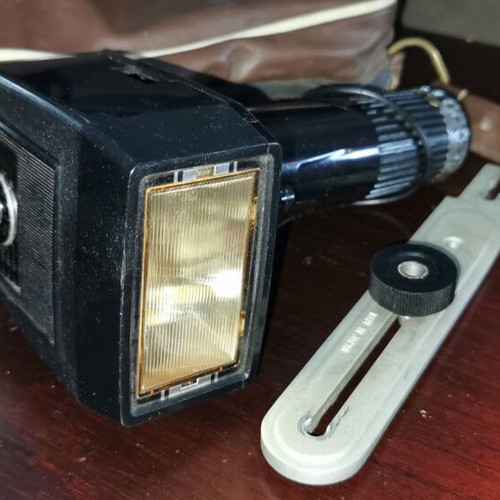Kako Elite L vintage flash grip used with case and support bracket