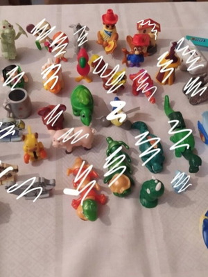 Φιγούρες Kinder και Karabola μεταχειρισμένες, σετ 101