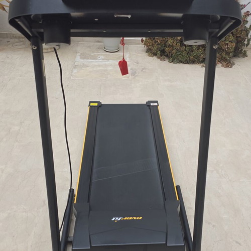 Everfit TFK 330 EVO treadmill like new with electric incline