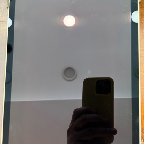 Apple iPad Air 4th Gen 64GB WiFi and Cellular Like New with Case