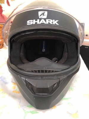 Shark D-Skwal 2 Matt Black full face motorcycle helmet like new