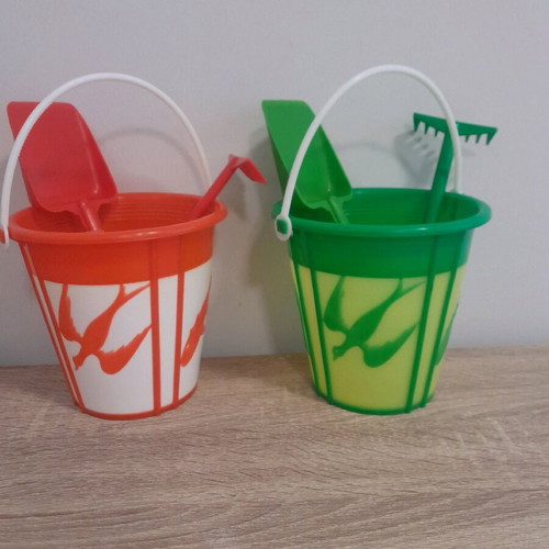 Panigiriotika plastic beach buckets new