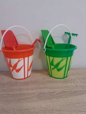 Panigiriotika plastic beach buckets new