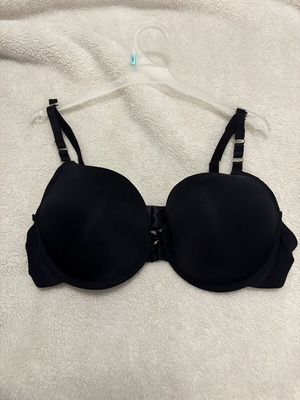 Black Classic Bra with Padding, New, Size 75B