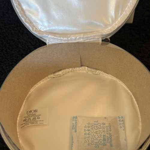 Dior toiletry bag silver new, 15 cm diameter