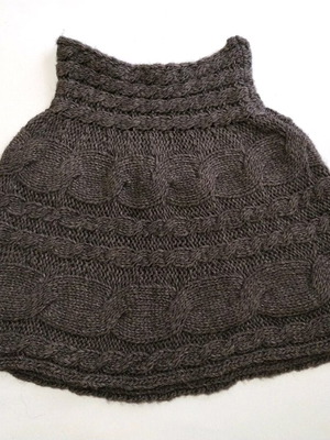 Women's poncho used, gray, knitted, 70% acrylic 30% wool