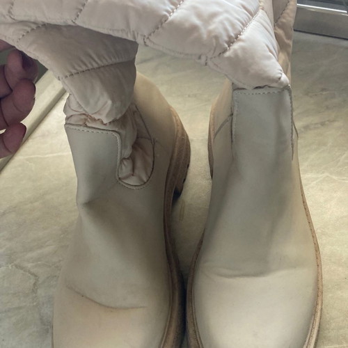 Quilted boot used, size 40, beige, waterproof upper