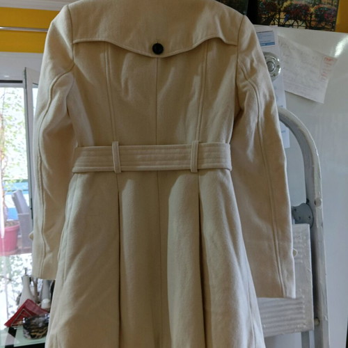 Women's thick wool coat modainternational like new, beige
