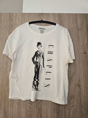 Stradivarius Charlie Chaplin short-sleeve shirt used, size L