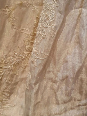 Vintage wedding dress new, ivory, imported from London, size M