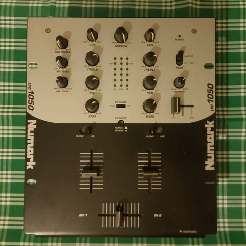 Numark DM-1050 mixer used, 2-channel