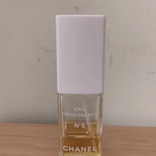 Chanel no 5 eau deodorant used, collectible 100 ml