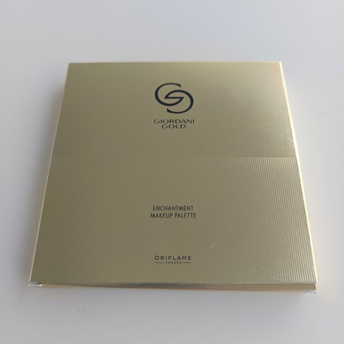 Giordani Gold Makeup Palette new with 12 eyeshadows, bronzer, blush
