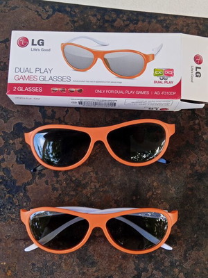 LG Dual Play Games Glasses set of 2