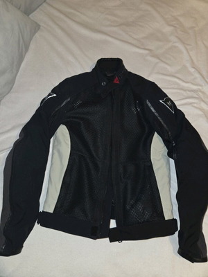 Dainese Small γυναικείο καλοκαιρινό μπουφάν σαν καινούργιο