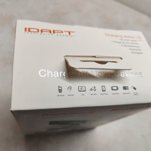 Idapt i4 Universal Charging Station Adapter with 6 Tips, new