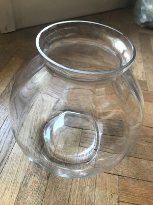 Glass vase retro vintage like new