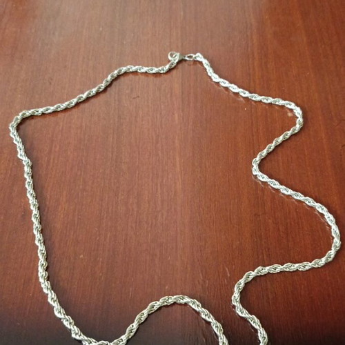 Chain necklace like new