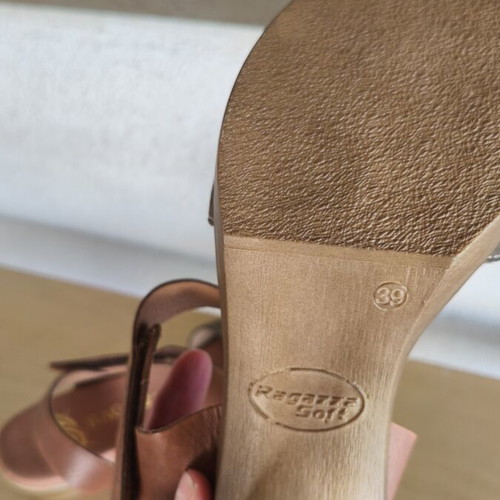 Ragazza women's sandals size 39 like new, leather, anatomical