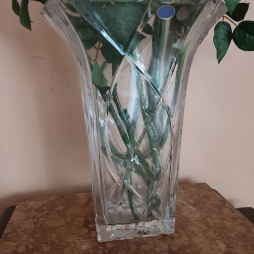Glass vase used, height 30cm