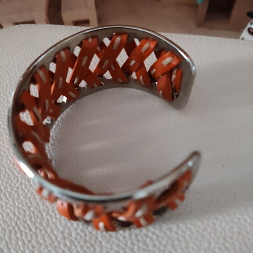 Tod's leather and metal cuff bracelet like new, orange