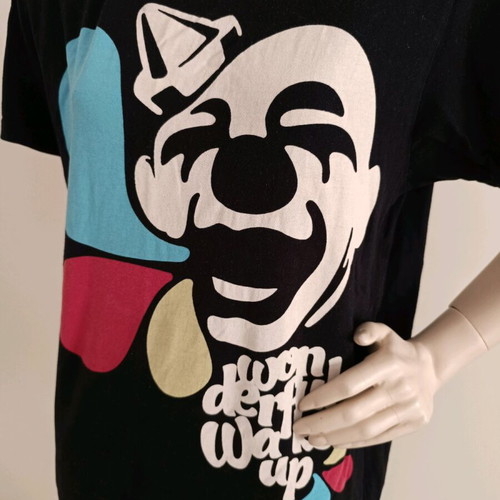 Women's black short-sleeve t-shirt with clown print like new, size M